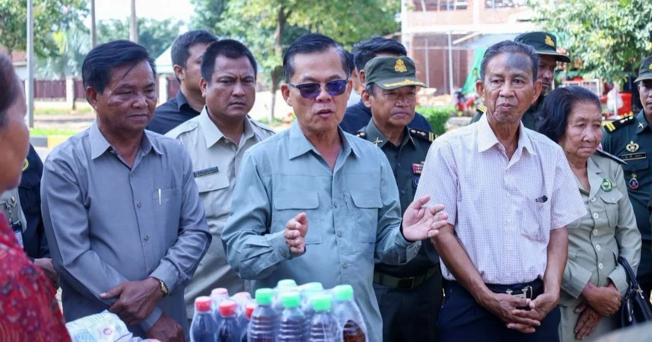 ឯកឧត្តម​ គិត​ ទ្រី តំណាងរាស្ត្រមណ្ឌលខេត្តរតនគិរី នាំយកគ្រឿងឧបភោគបរិភោគ និងថវិកាមួយចំនួន ចែកជូន​ក្រុម​គ្រួ​សា​រវីរៈ​កងទ័ព​ជួរមុខ​ នៅក្នុងស្រុកអូរយ៉ាដាវ ខេត្តរតនគិរី
