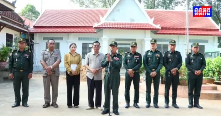 វីដេអូ៖  ប្រជាពលរដ្ឋនៅស្រុកសណ្ដាន់ ចំនួន ៣២០ នាក់ ដែលបានពិនិត្យនិងព្យាបាលជំងឺភ្នែកនៅមន្ទីរពេទ្យទីក្រុងភ្នំពេញ សូមគោរពថ្លែងអំណរគុណចំពោះសម្ដេចមហាបវរអធិបតី ហ៊ុន ម៉ាណែត និងលោកជំទាវ តាមរយៈ​នាយ​ឧត្ដមសេនីយ៍​ម៉ៅ​ សុផាន់​ និង​លោកជំទាវបណ្ឌិត ជា សេរី