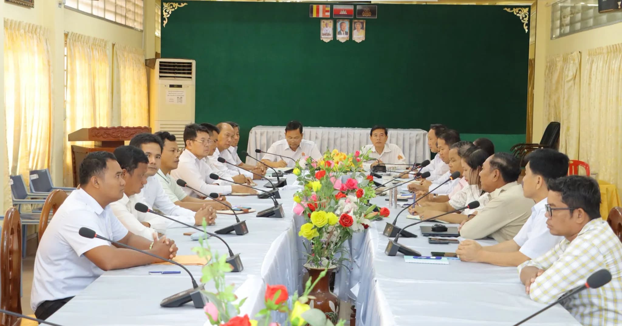 មន្ទីរអប់រំ យុវជន និងកីឡាខេត្តពោធិ៍សាត់ រៀបចំកិច្ចប្រជុំបច្ចេកទេសប្រឡងប្រជែងតែងនិពន្ធ និងស្មូត្រកំណាព្យ ដើម្បីអបអរសាទរទិវាគ្រូបង្រៀន ៥ តុលា